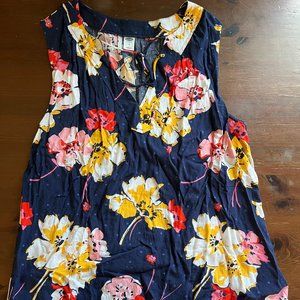 Old Navy Women's M Sleeveless Top Navy with Big Flowers